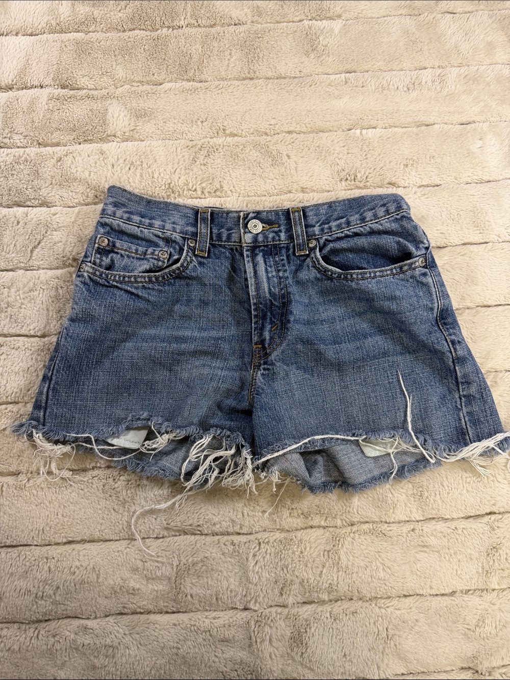 Levi’s Cotton 569 Denim Cutoff Jeans, size 27